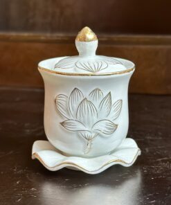 Chóe Thờ Hoa Sen Bạch Ngọc