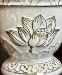 Đèn Dầu Hoa Sen Bạch Ngọc