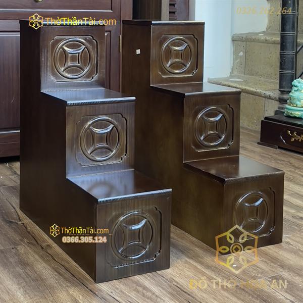 Bục Tam Cấp Kê Bàn Thờ Thần Tài Gỗ Thông Màu Óc Chó Đục Tiền
