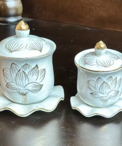 Chóe Thờ Hoa Sen Bạch Ngọc