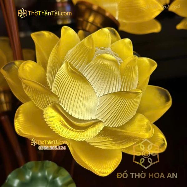 Đèn Thờ Hoa Sen 5 Bông Thân Ngọc Nổi