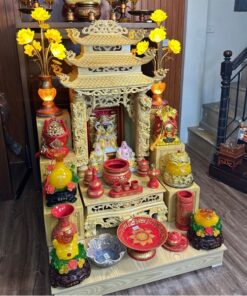 Bộ Ban Thờ Thần Tài Thổ Địa Gỗ Pơmu 3 Mái Cột Rồng Sứ Gấm Đỏ