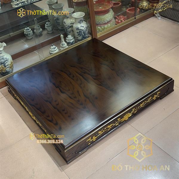 Đế Kê Bàn Thờ Thần Tài Xoan Vân Sen Dát Vàng