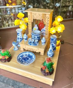 Bộ Ban Thờ Thần Tài Gỗ Xoan Mái Bằng Sứ Men Lam