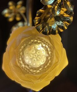 Đèn Thờ Hoa Sen 3 Bông Lưu Ly Thân Cong Pha Lê