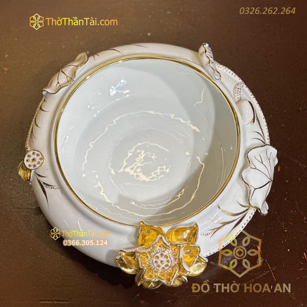 Bát Thả Hoa/ Bát Minh Đường Tụ Thuỷ Liên Hoa Men Trắng Vẽ Vàng Màu Trắng