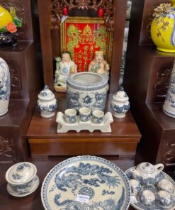 Bộ Đồ Thờ Thần Tài Gỗ Công Nghiệp Sứ Men Rạn Vẽ