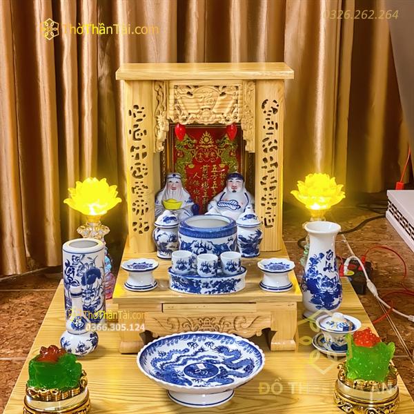 Bộ Bàn Thờ Thần Tài Gỗ Xoan Sứ Men Lam Bát Tràng