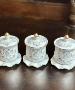 Chóe Thờ Hoa Sen Bạch Ngọc
