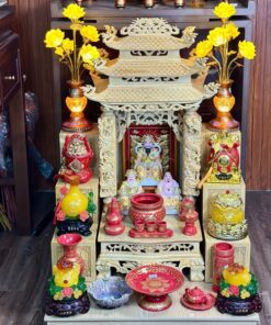 Bộ Ban Thờ Thần Tài Thổ Địa Gỗ Pơmu 3 Mái Cột Rồng Sứ Gấm Đỏ