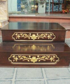 Kệ Kê Nhị Cấp/ 2 Cấp Ban Thờ Gỗ Xoan Vân Màu Óc Chó Dát Vàng