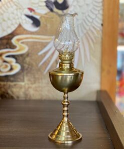 Đèn Dầu Bằng Đồng Chân Cao