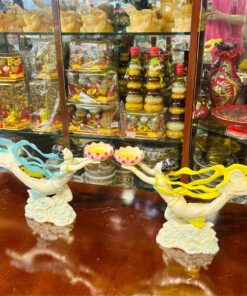 Chân Nến Thờ Cô Tiên Bay
