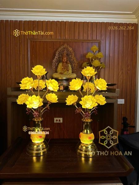 Đèn Thờ Hoa Sen 7 Bông Lưu Ly Gấm Vàng