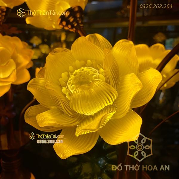 Đèn Thờ Hoa Sen 5 Bông Lưu Ly Thân Ngọc