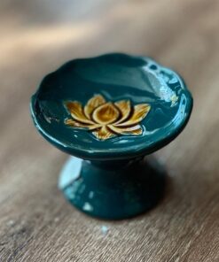 Chân Nến Đắp Nổi Rồng Xanh Lục Bảo