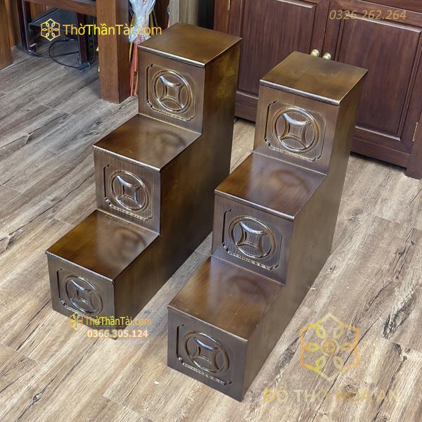 Bục Tam Cấp Kê Bàn Thờ Thần Tài Gỗ Thông Màu Óc Chó Đục Tiền