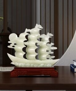 Thuyền Thuận Buồm Xuôi Gió Ngọc Bích