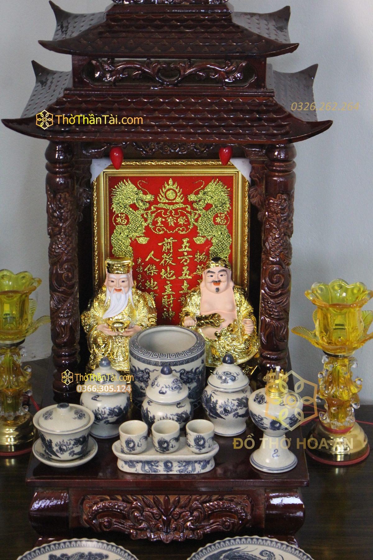 Bàn thờ Thần Tài cỡ nhỏ phù hợp với cửa hàng có mặt bằng hẹp