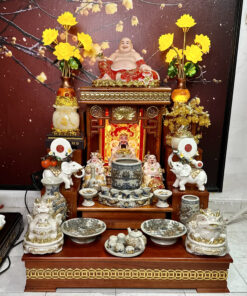 Bộ Ban Thờ Thần Tài Hiện Đại Gỗ Sồi Triện Sen Dát Vàng Màu Hương Sứ Men Rạn Đắp Nổi